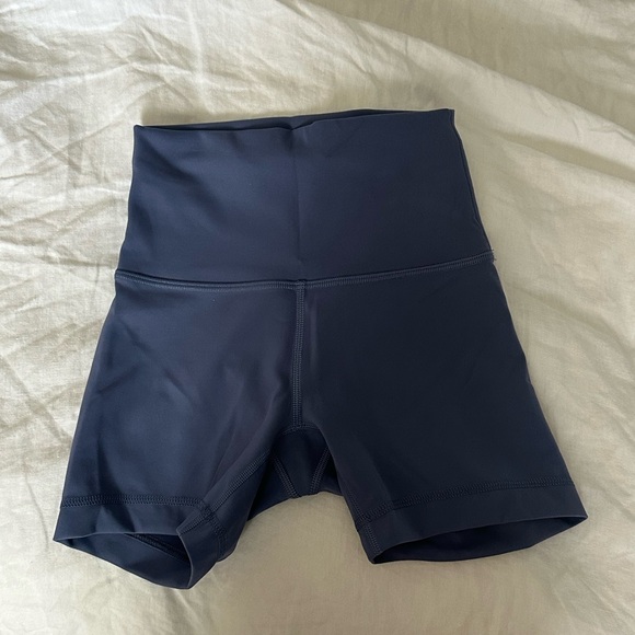 Lululemon wunder train shorts in Water Drop - Picture 1 of 3